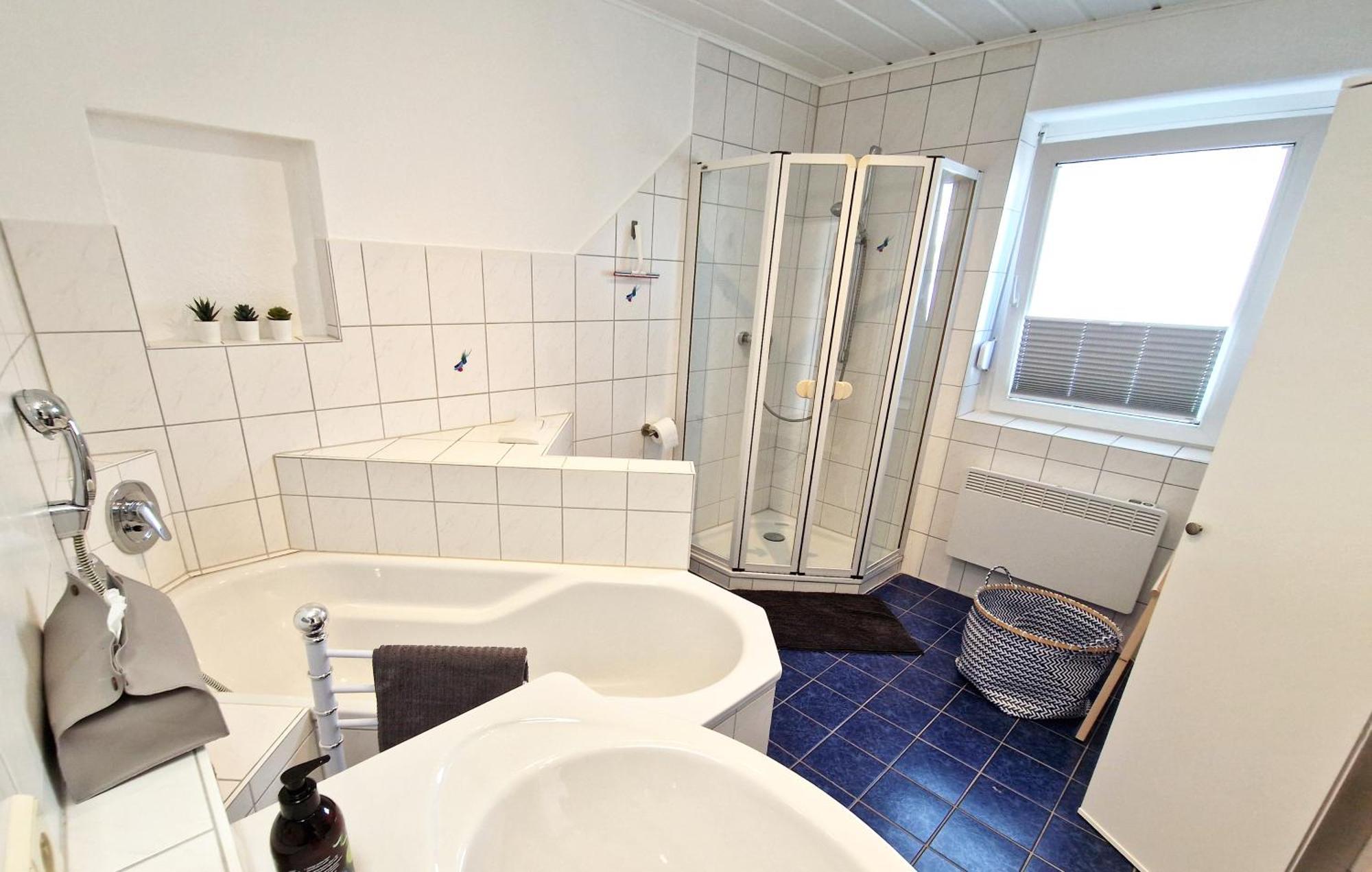 Entzueckende Traumwohnung - Nur 5Min Vom Europa-Park! Rheinhausen Esterno foto